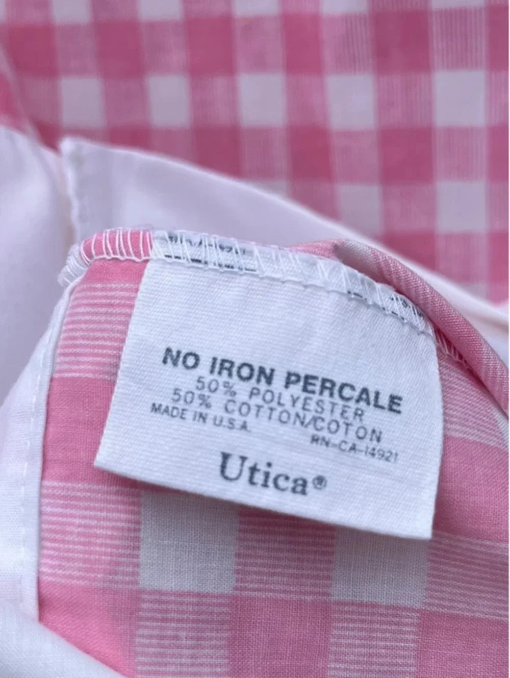 Vintage pink gingham scalloped edge Utica USA cotton/poly king pillowcase granny